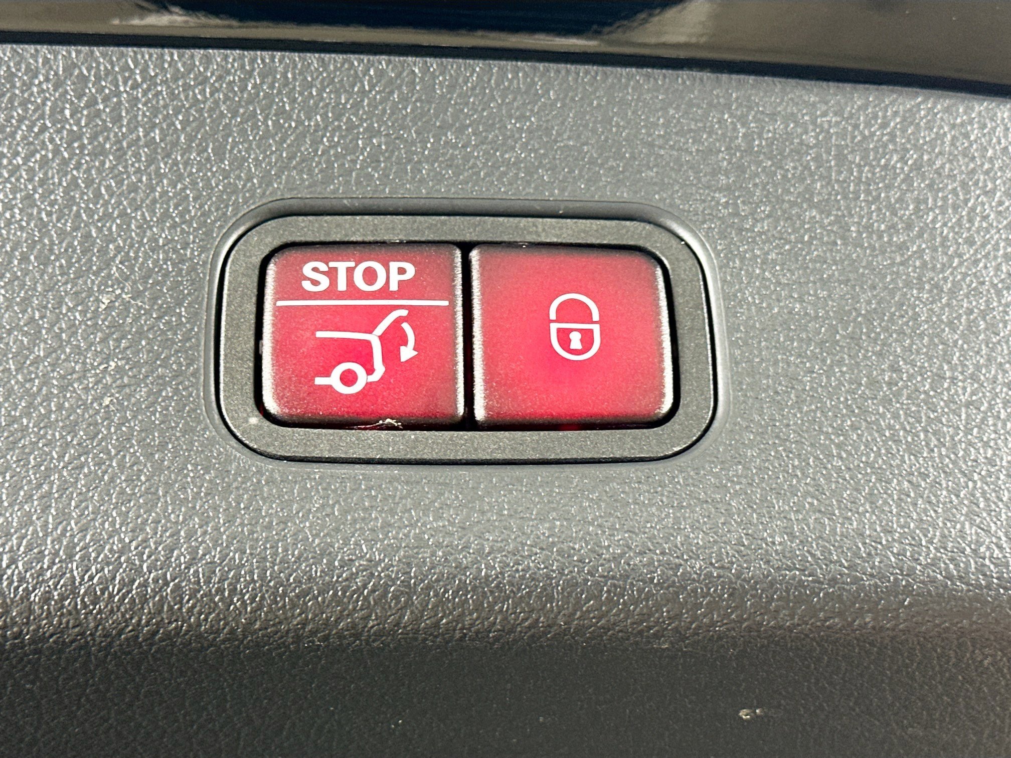 Certified 2024 Mercedes-Benz GLC 300 4MATIC image 34