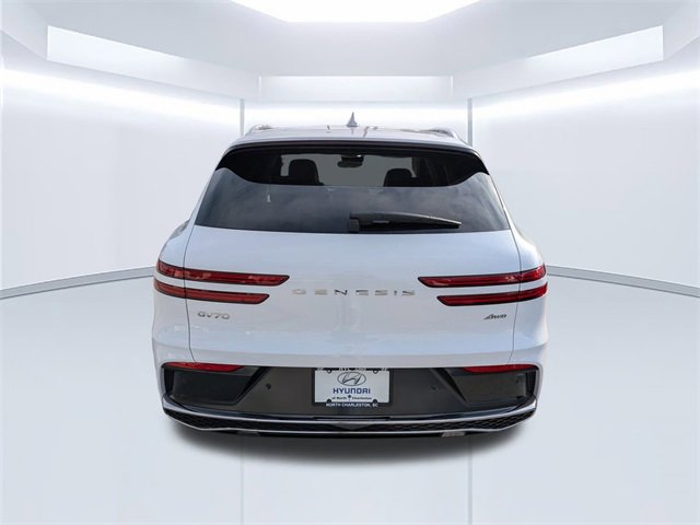 Used 2026 Genesis GV70 2.5T Select image 5