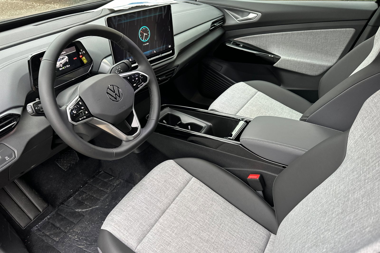 New 2025 Volkswagen ID.4 Pro image 10