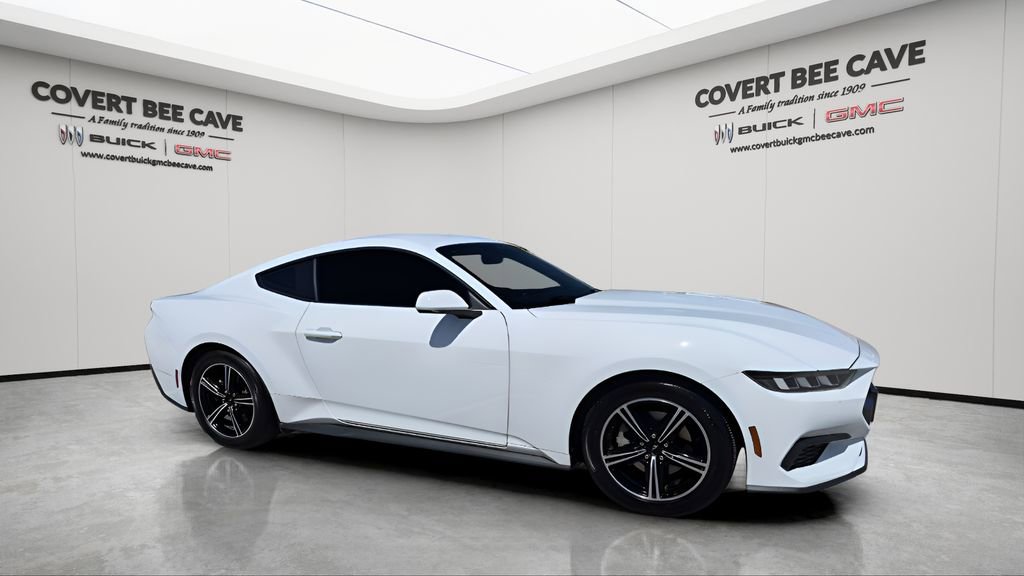 Used 2024 Ford Mustang EcoBoost image 12