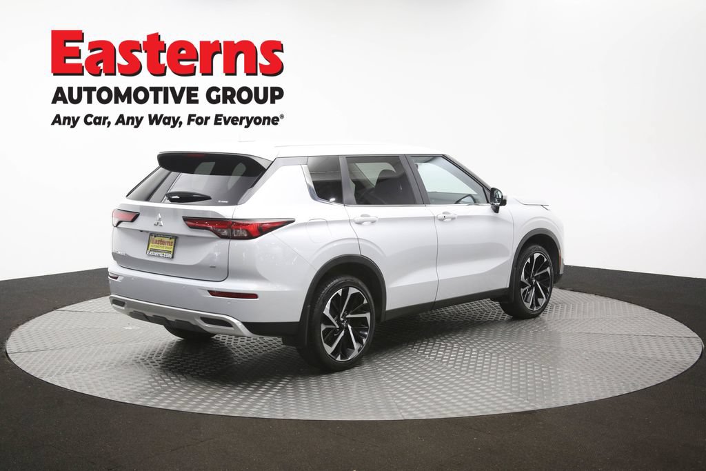 Used 2024 Mitsubishi Outlander SE AWD/4WD image 40