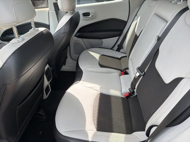 Used 2020 Jeep Compass Latitude w/ Popular Equipment Group image 7