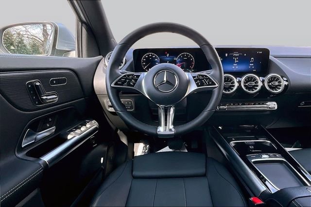 Certified 2026 Mercedes-Benz GLA 250 4MATIC image 11