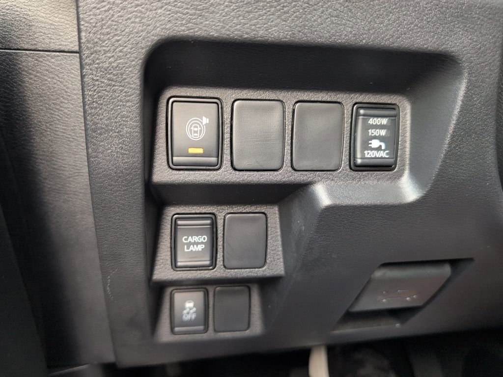 Used 2023 Nissan Frontier SV w/ SV Convenience Package image 23