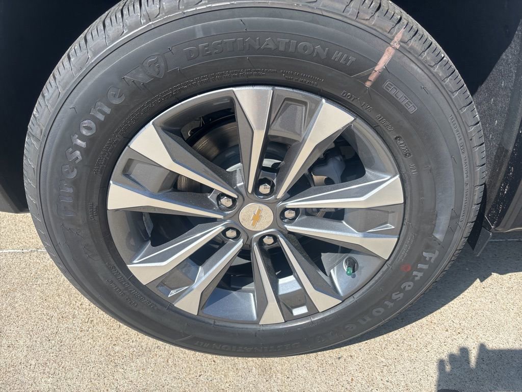 New 2026 Chevrolet Equinox LT w/ Convenience Package II image 8