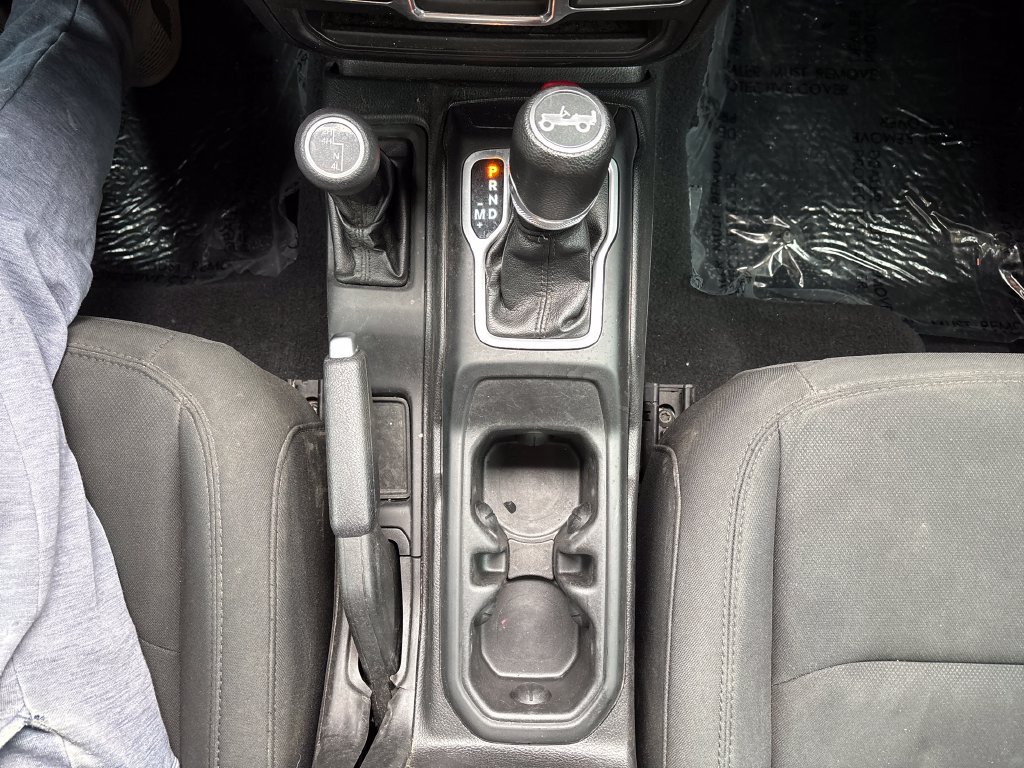 Used 2018 Jeep Wrangler Unlimited Sport AWD/4WD image 20