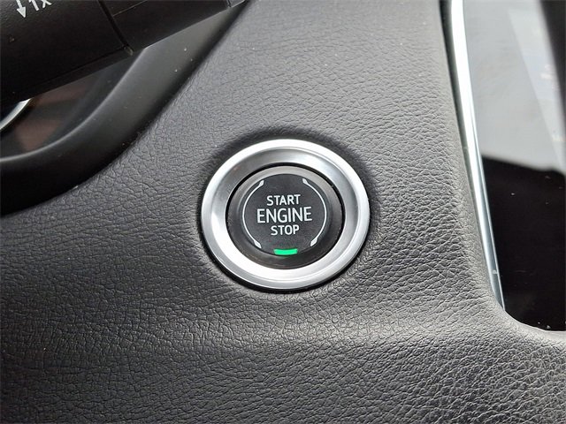 Used 2019 Cadillac XT4 Premium Luxury w/ Cold Weather Package image 22