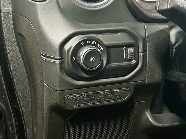 Used 2024 Jeep Wrangler Sahara w/ Technology Group image 11