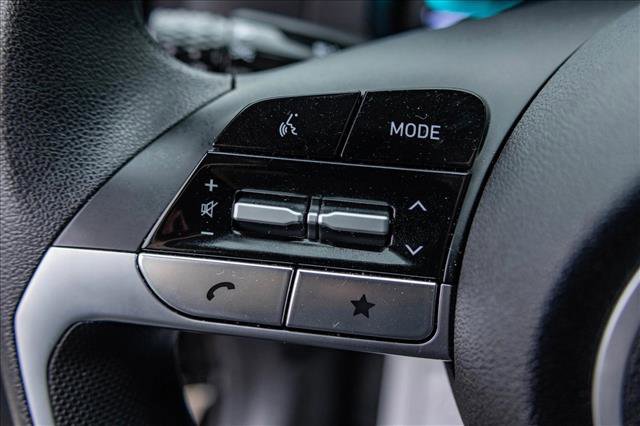 Certified 2025 Hyundai Elantra Blue image 14