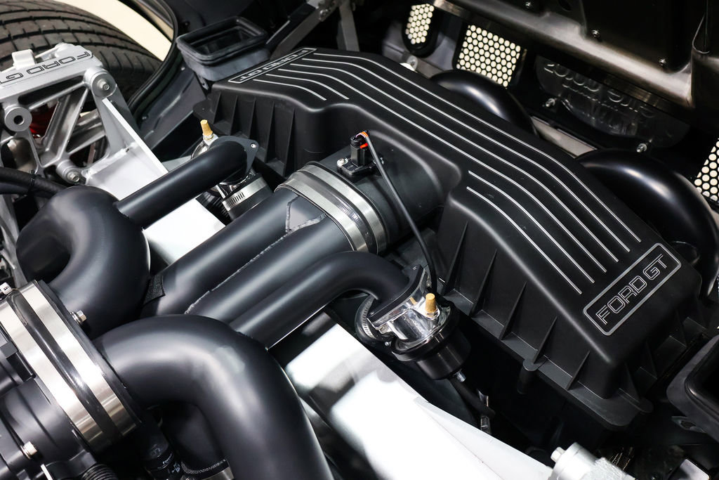 Used 2006 Ford GT RWD image 63