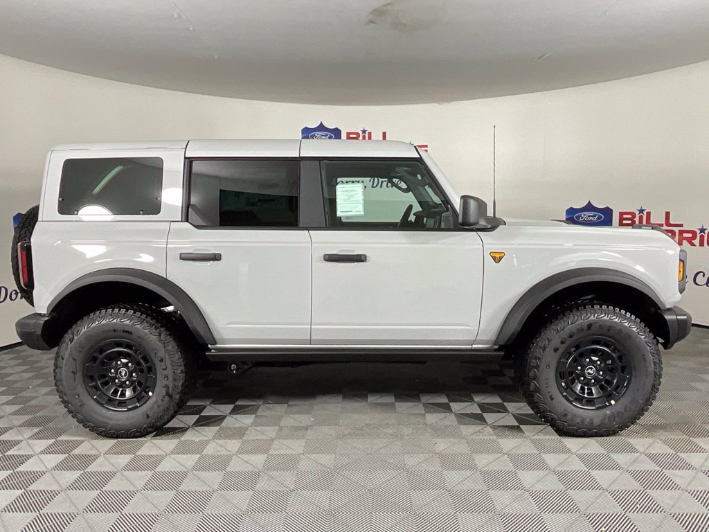 New 2026 Ford Bronco Badlands AWD/4WD image 2