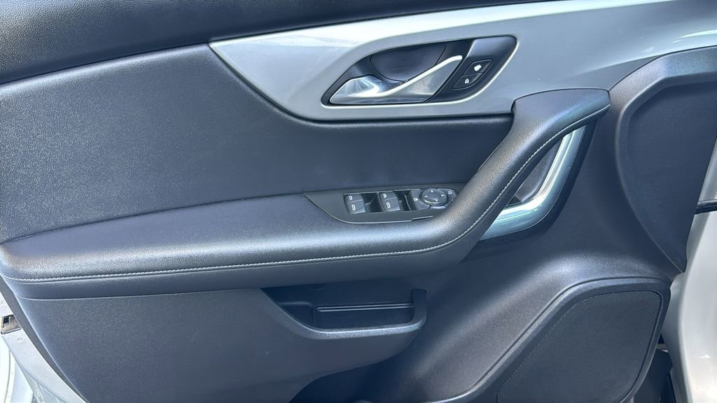 Used 2020 Chevrolet Blazer LT FWD image 19
