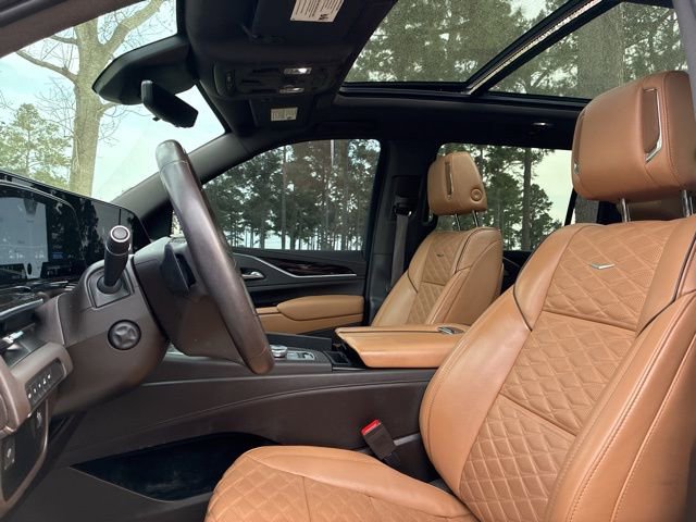 Used 2022 Cadillac Escalade ESV Premium Luxury image 23
