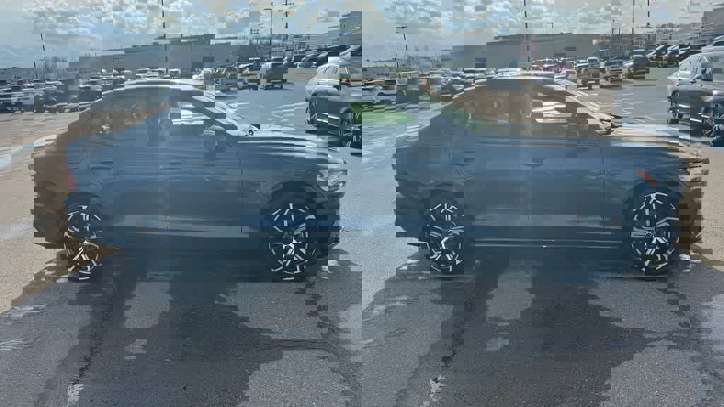 Used 2023 Volvo S60 B5 Plus w/ Climate Package image 4