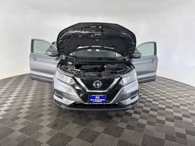 Used 2020 Nissan Rogue Sport SV AWD/4WD image 13