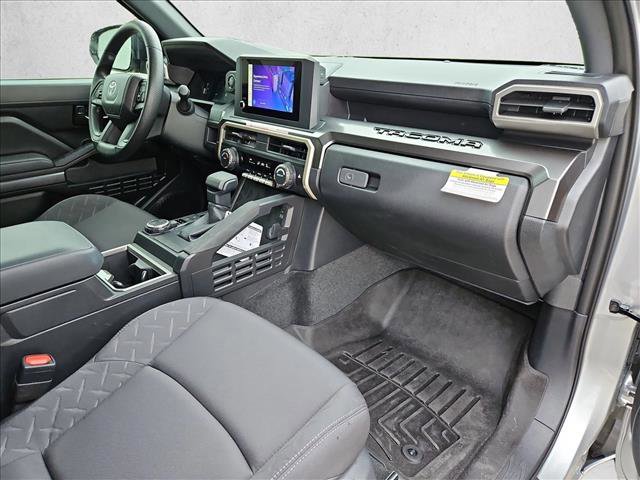 Used 2025 Toyota Tacoma SR5 AWD/4WD image 20