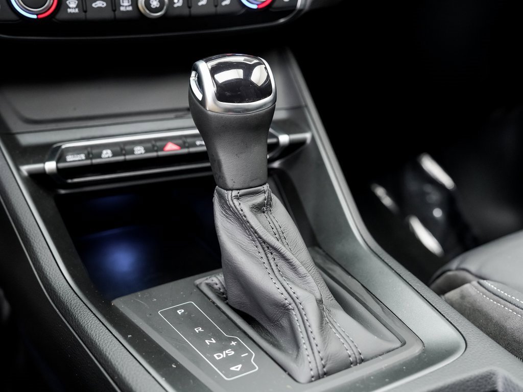 Used 2022 Audi Q3 2.0T Premium Plus image 18