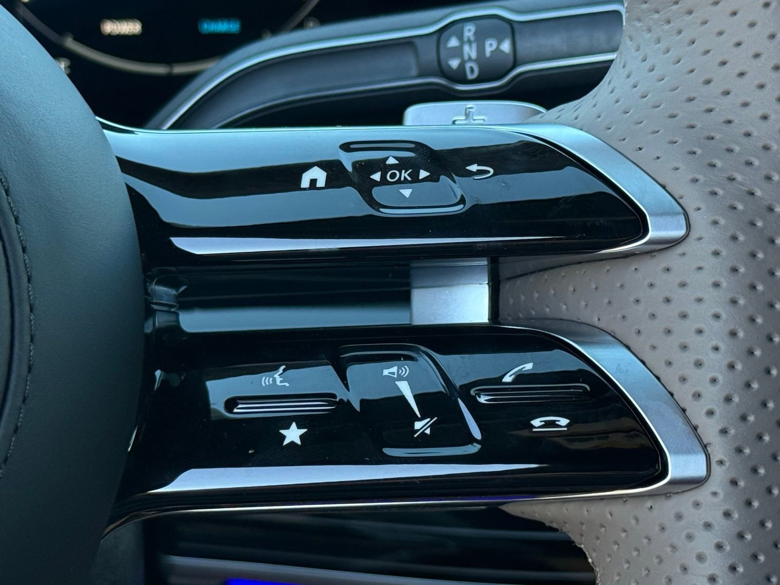 New 2026 Mercedes-Benz GLS 580 4MATIC image 22