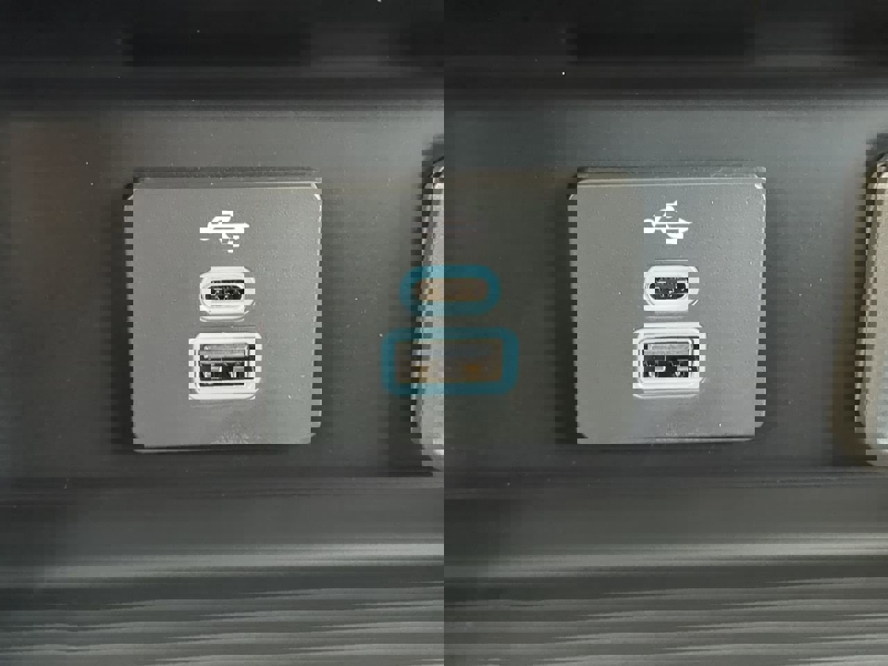 New 2026 Ford F250 XL w/ XL Chrome Package image 19