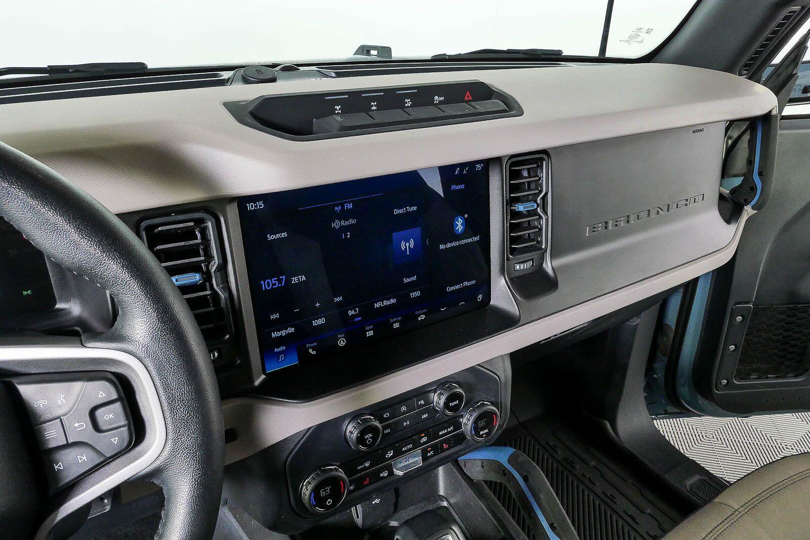 Used 2023 Ford Bronco Wildtrak AWD/4WD image 12
