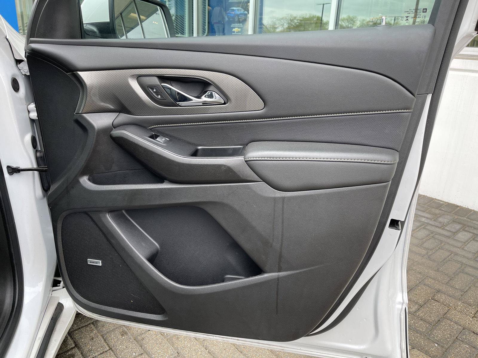 Used 2023 Chevrolet Traverse Premier w/ LPO, Floor Liner Package AWD/4WD image 39