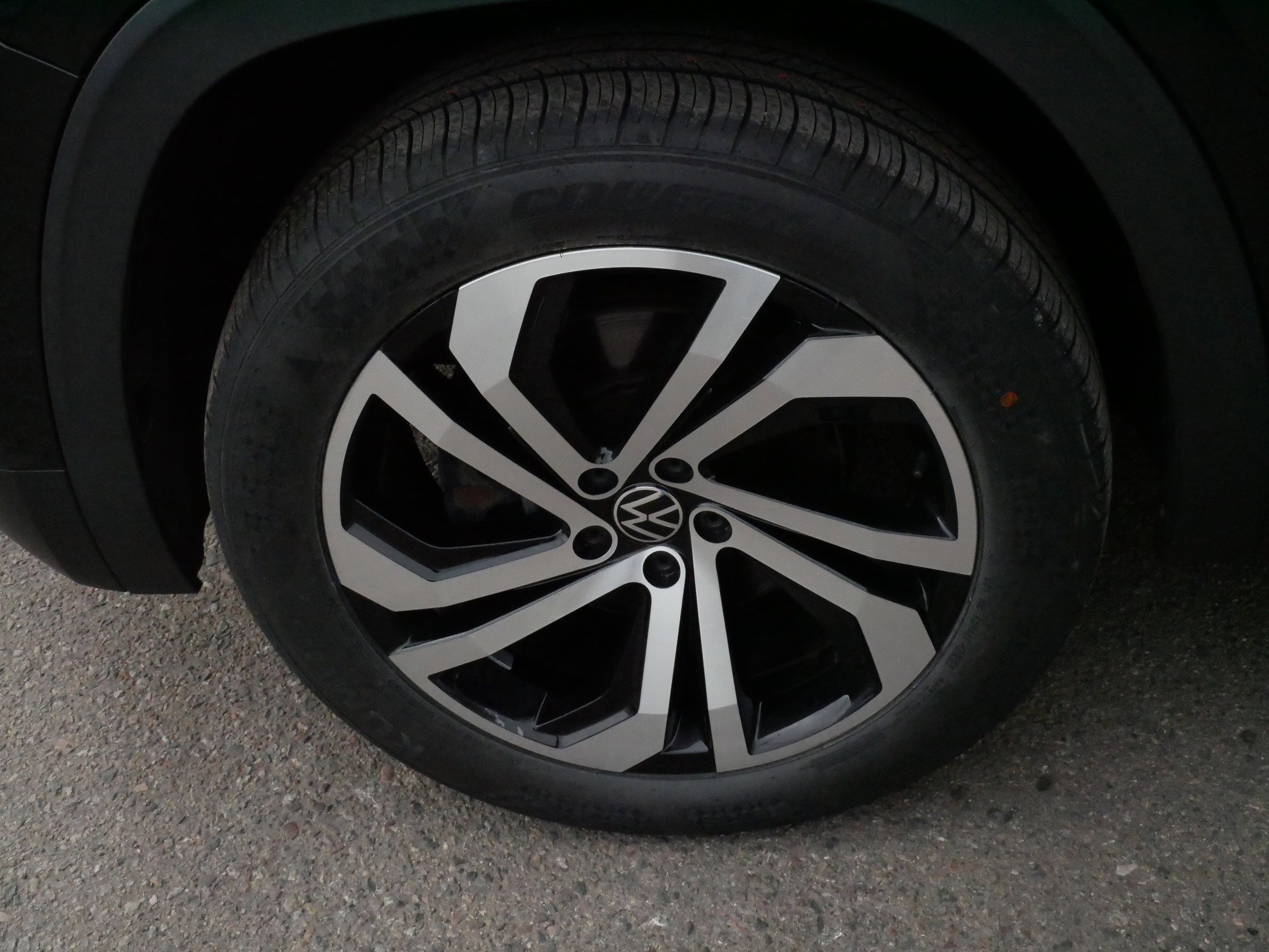 Used 2022 Volkswagen Atlas SEL image 15