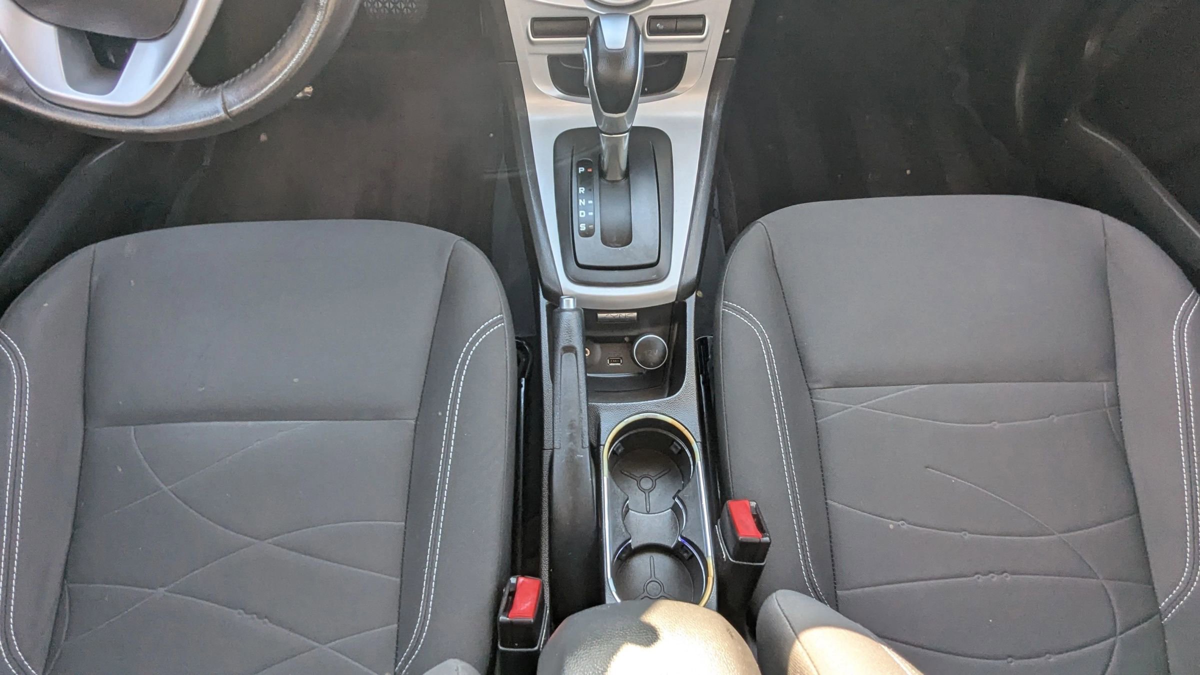 Used 2014 Ford Fiesta SE FWD image 23