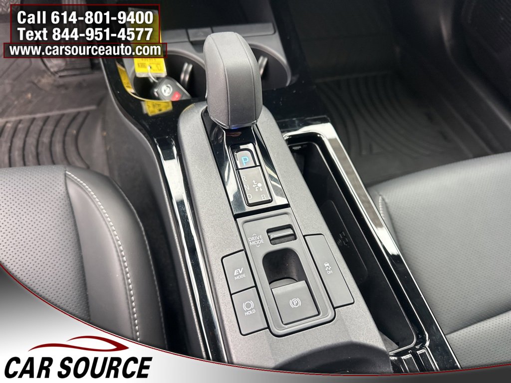 Used 2025 Toyota Prius Limited image 25
