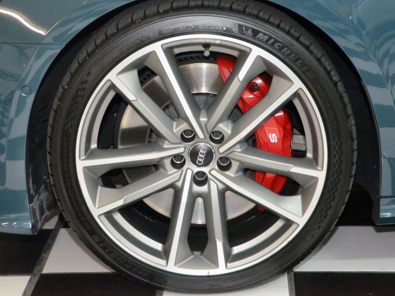 Used 2020 Audi S6 Premium Plus w/ S Sport Package image 13