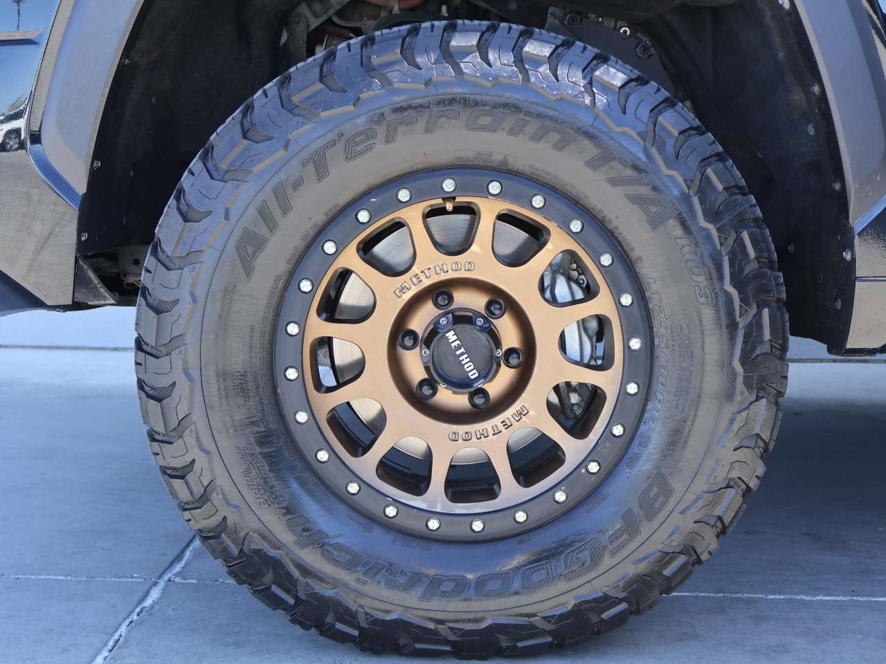Used 2024 Toyota Tundra Limited AWD/4WD image 6