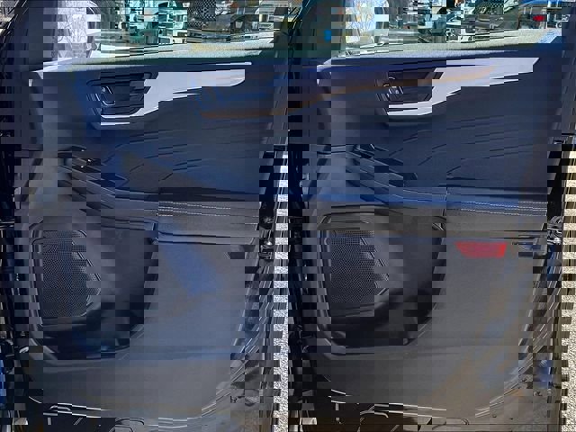 Used 2022 Ford Escape SE w/ Convenience Package AWD/4WD image 19