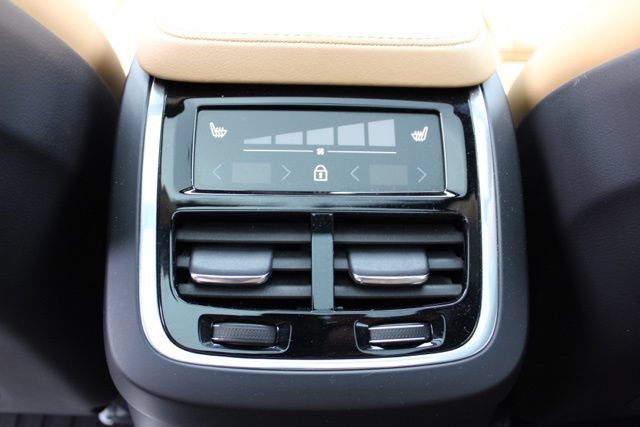 Certified 2025 Volvo XC90 T8 Ultra w/ Protection Package Premier AWD/4WD image 26