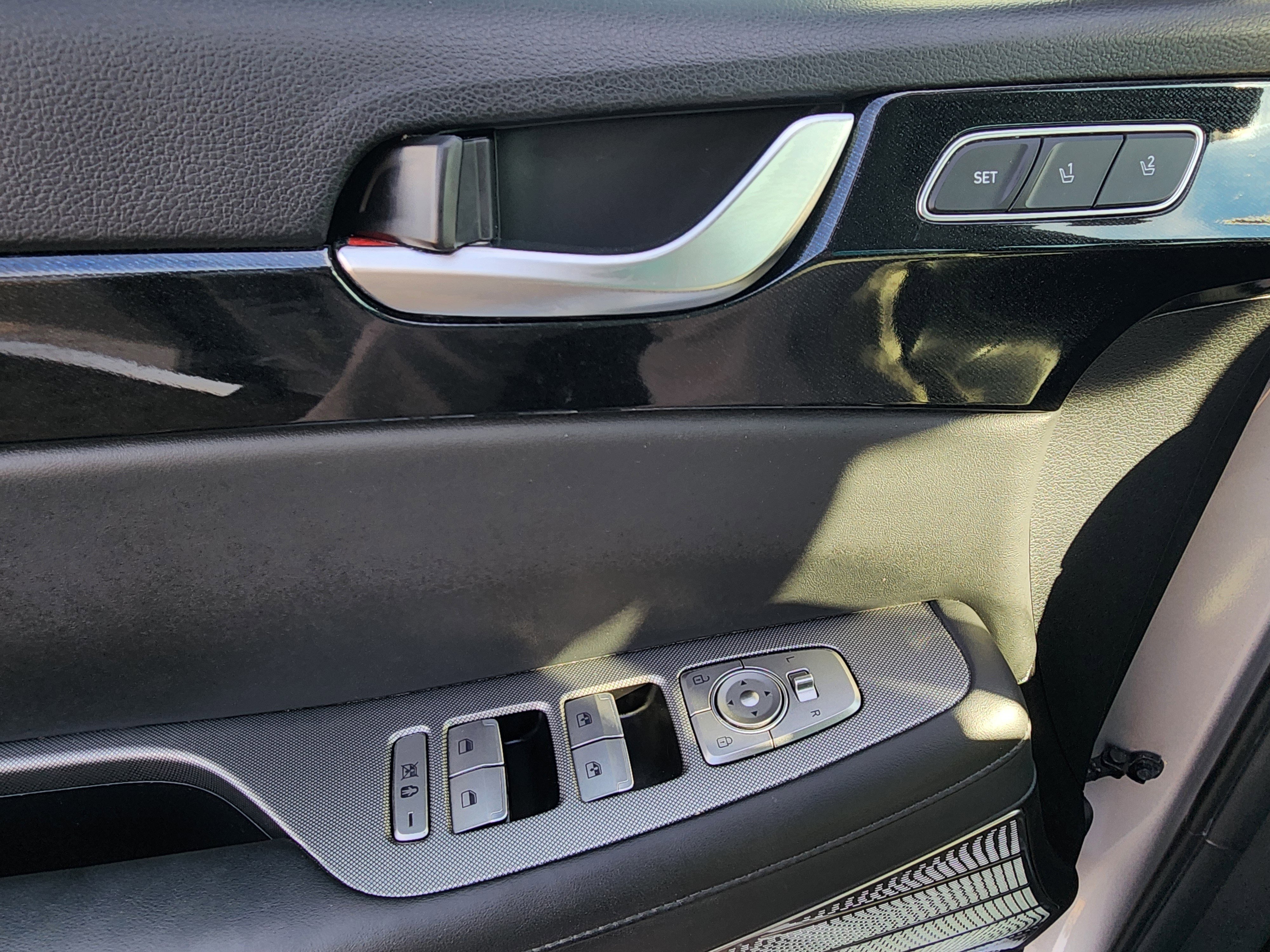 Used 2022 Hyundai Palisade Limited image 25