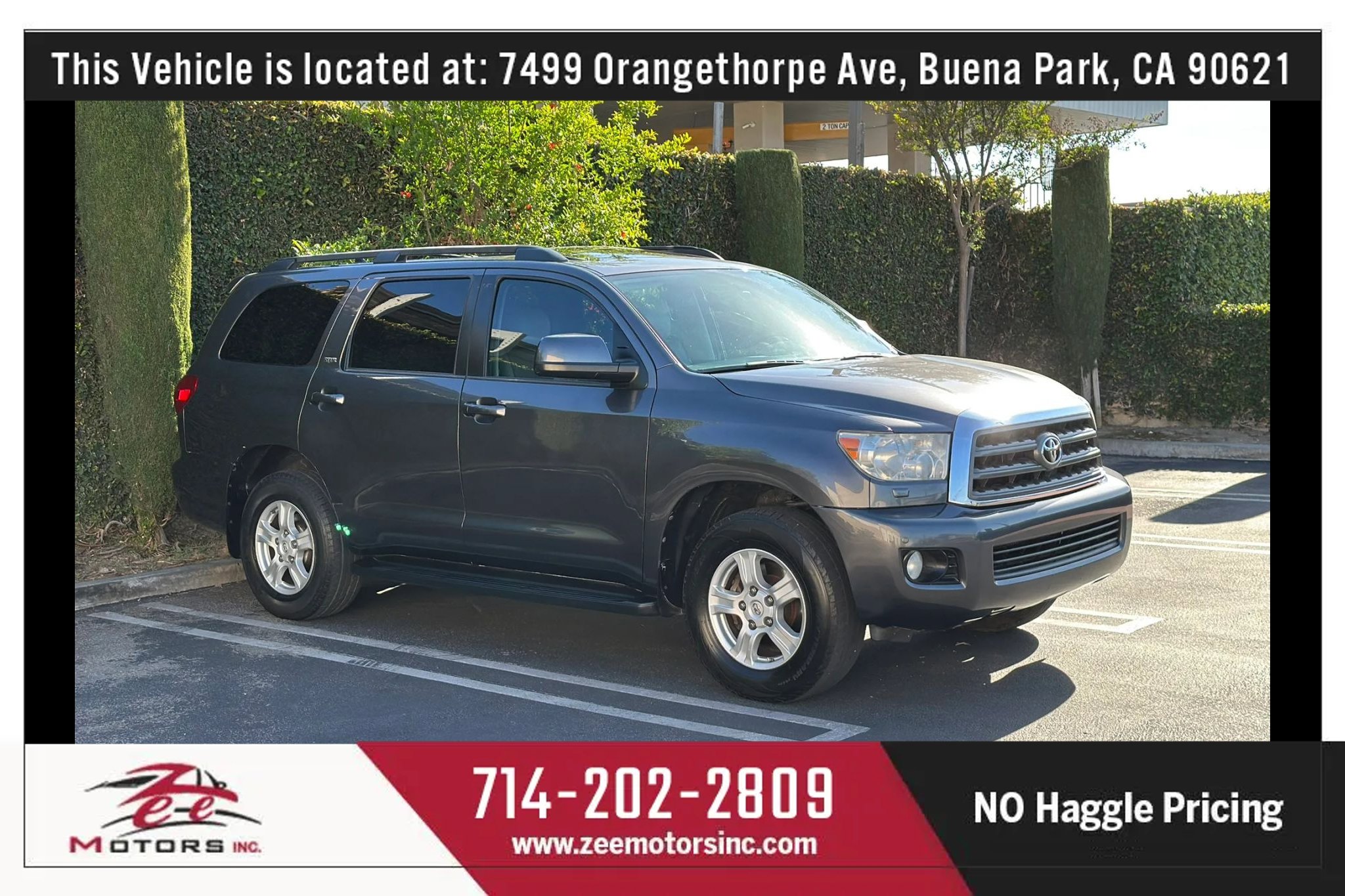 Used 2016 Toyota Sequoia SR5 w/ Premium Package RWD image 3