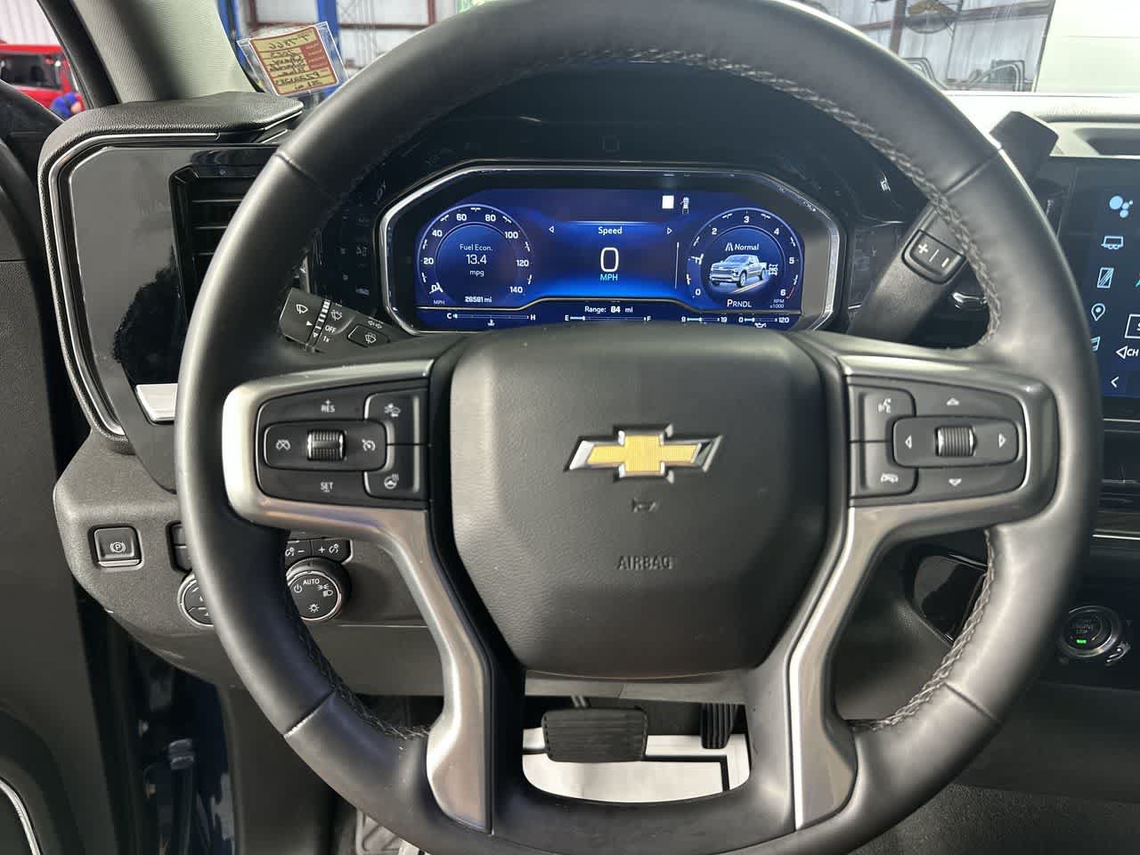 Used 2023 Chevrolet Silverado 1500 LT AWD/4WD image 14