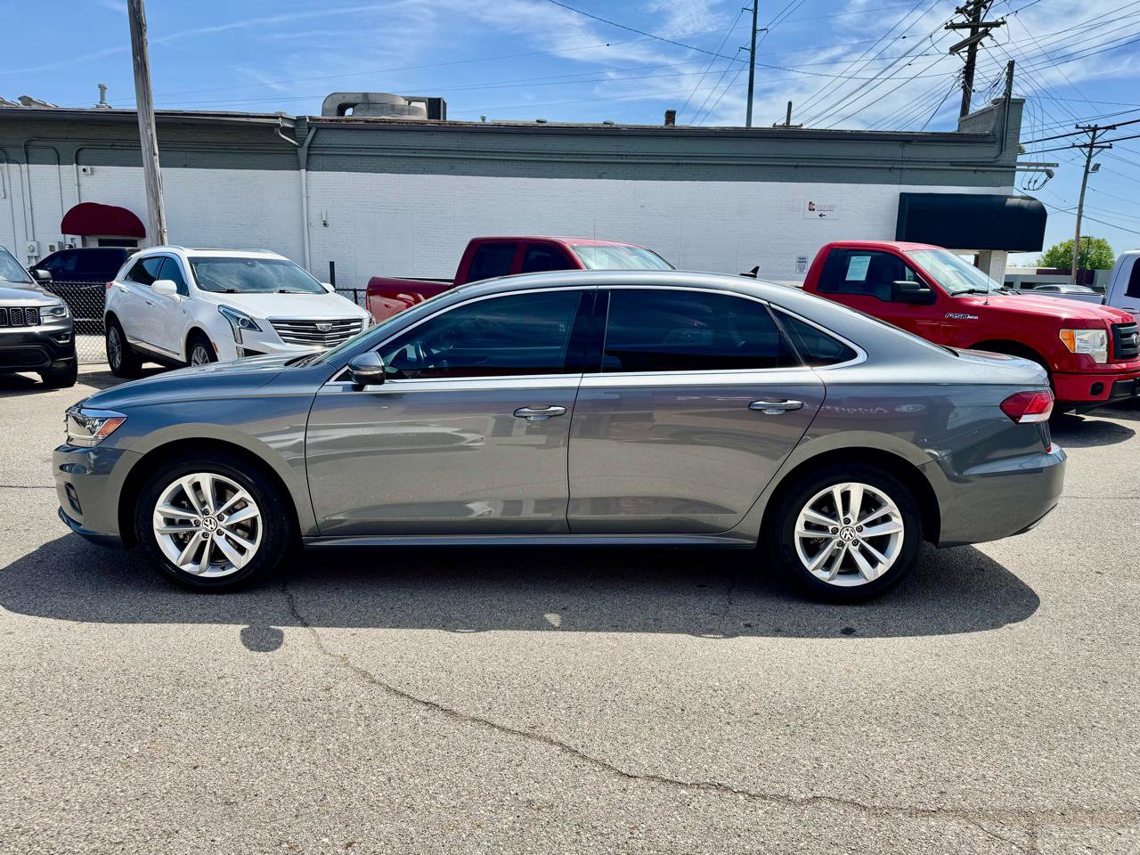 Used 2020 Volkswagen Passat 2.0T SE image 7