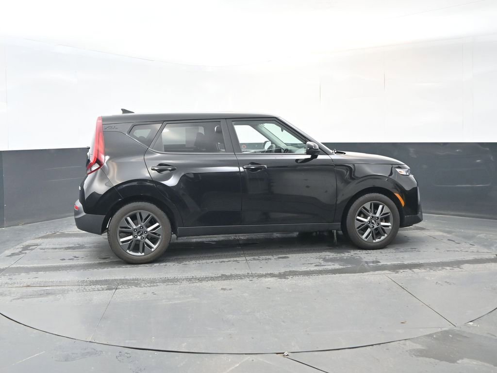 Used 2021 Kia Soul S image 6