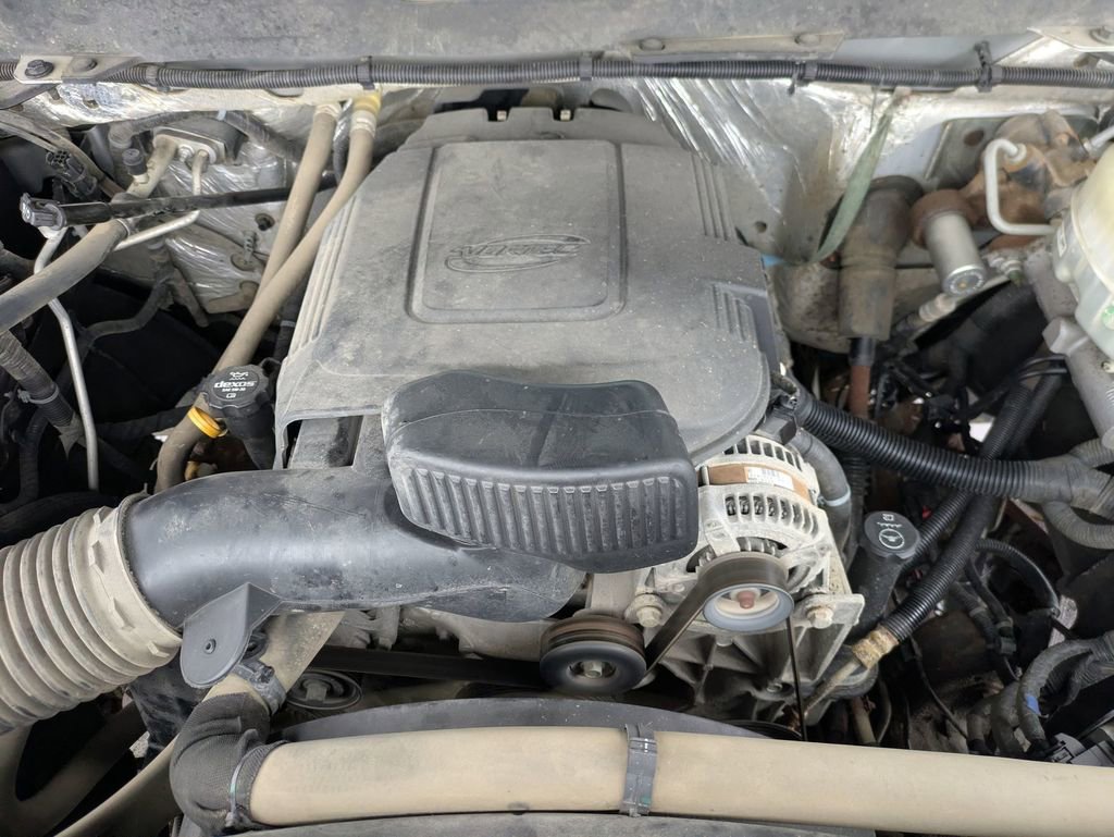 Used 2015 Chevrolet Silverado 2500 LT w/ LT Convenience Package image 48