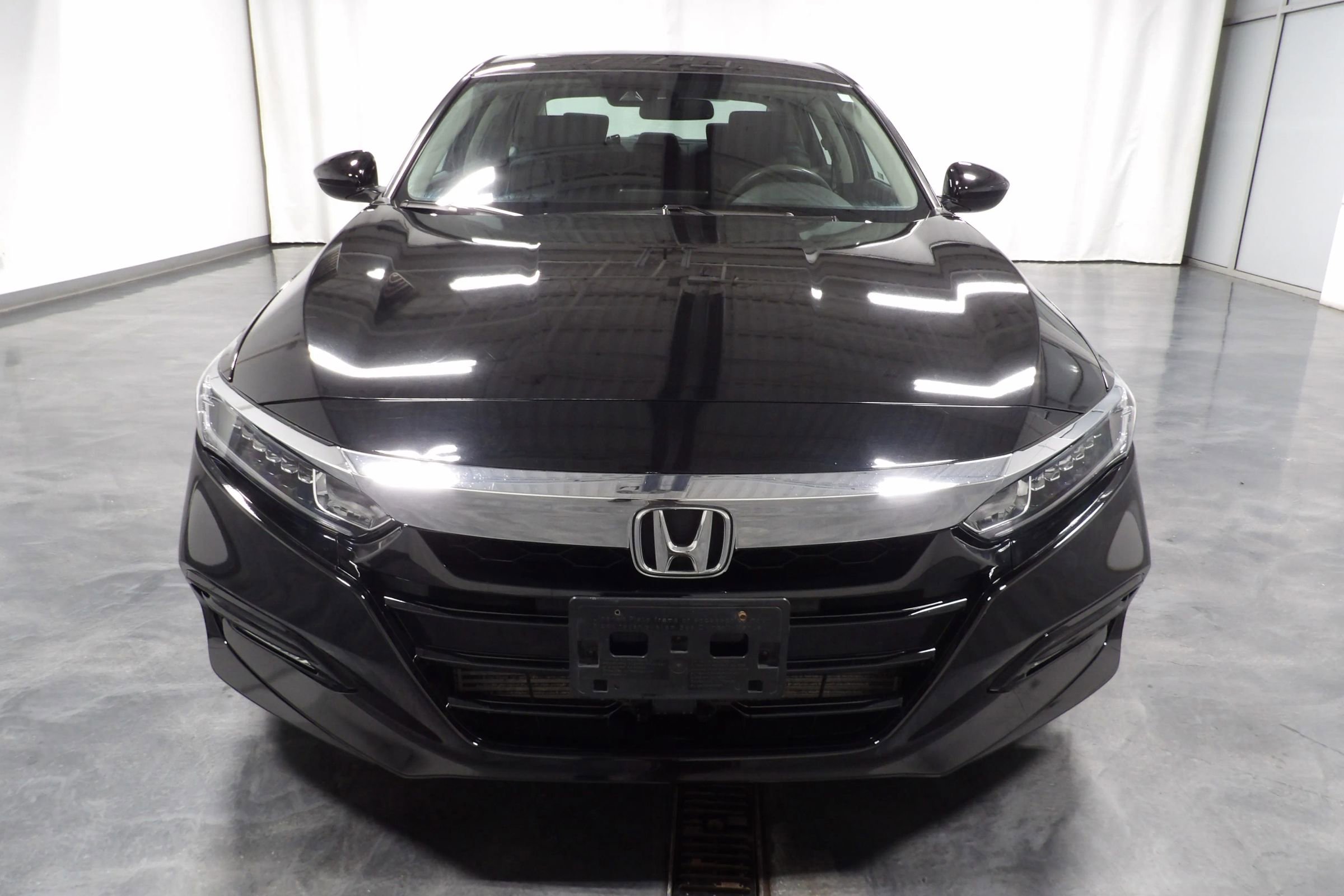 Used 2020 Honda Accord EX image 2