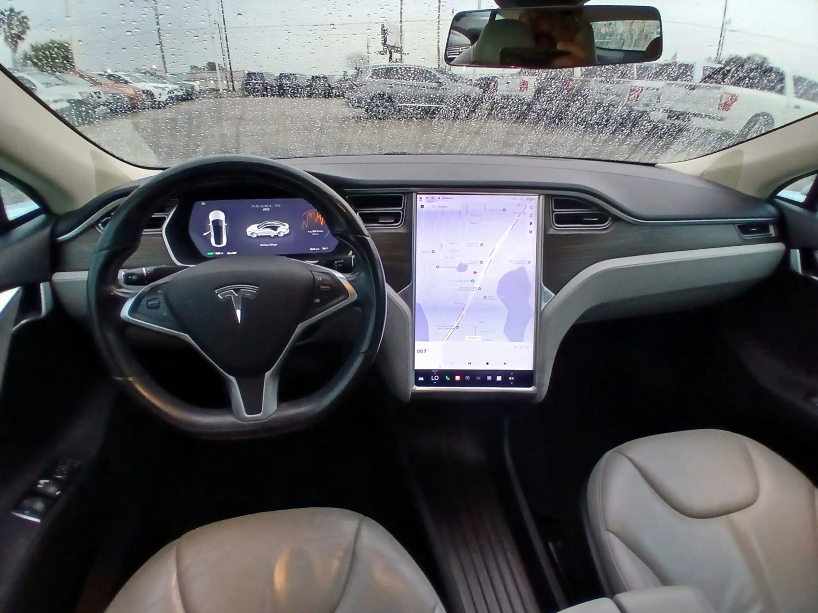 Used 2015 Tesla Model S 60 image 23