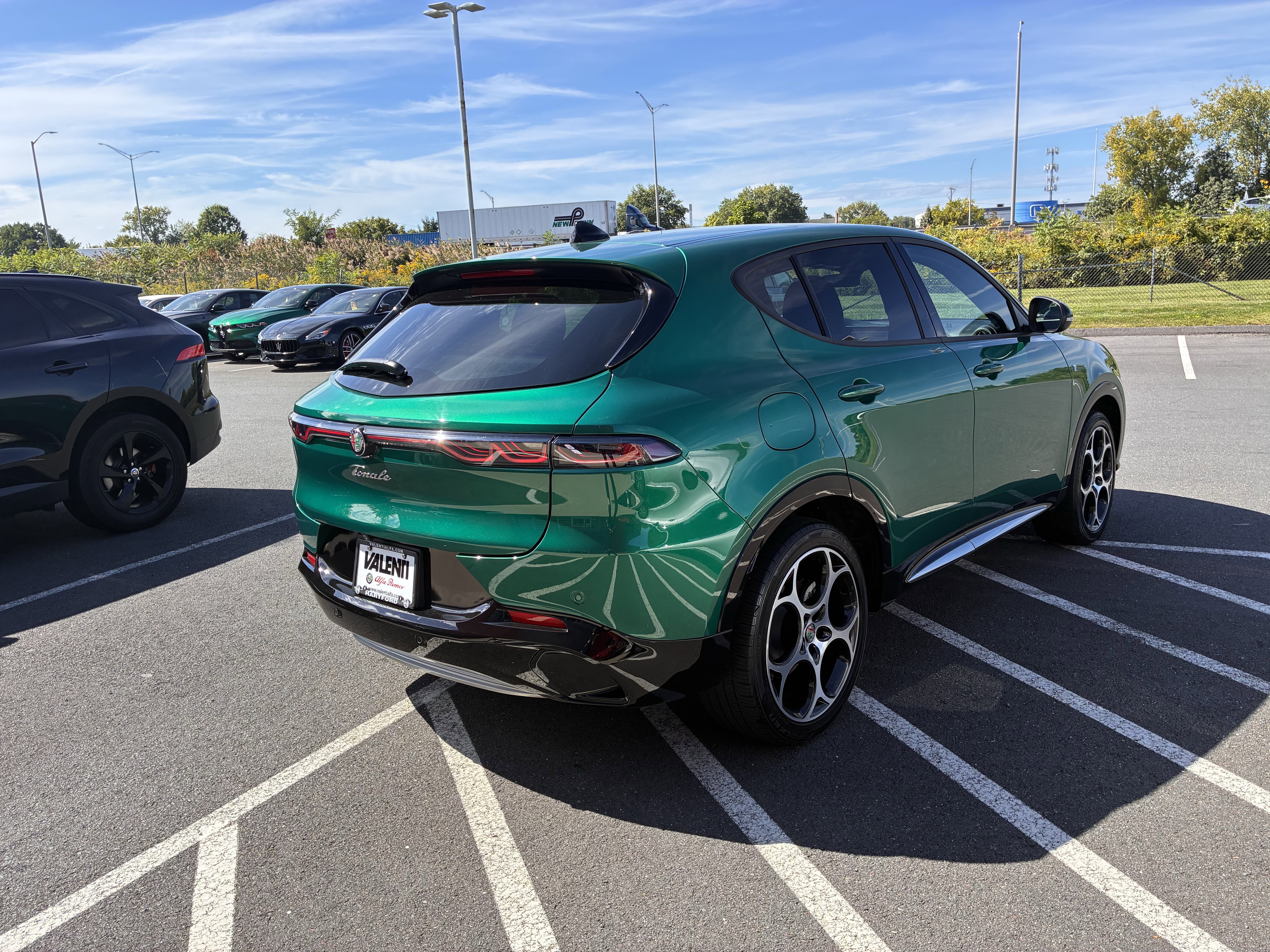 Certified 2024 Alfa Romeo Tonale Ti w/ Premium Interior Package image 7