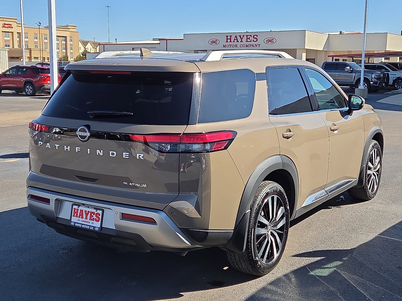 Used 2024 Nissan Pathfinder Platinum w/ Cargo Package image 4