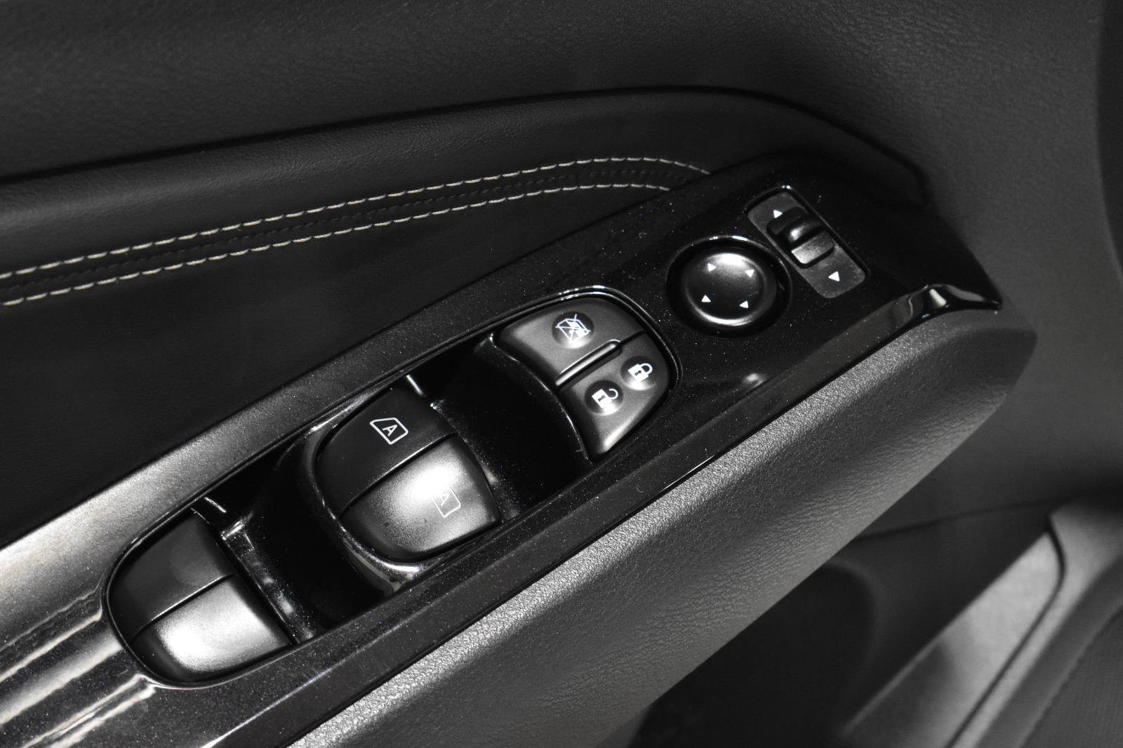 Used 2020 Nissan Altima 2.5 SV image 11