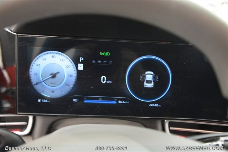 Used 2024 Hyundai Elantra SEL FWD image 29