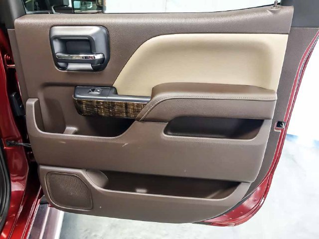 Used 2015 GMC Sierra 3500 Denali w/ Duramax Plus Package AWD/4WD image 32