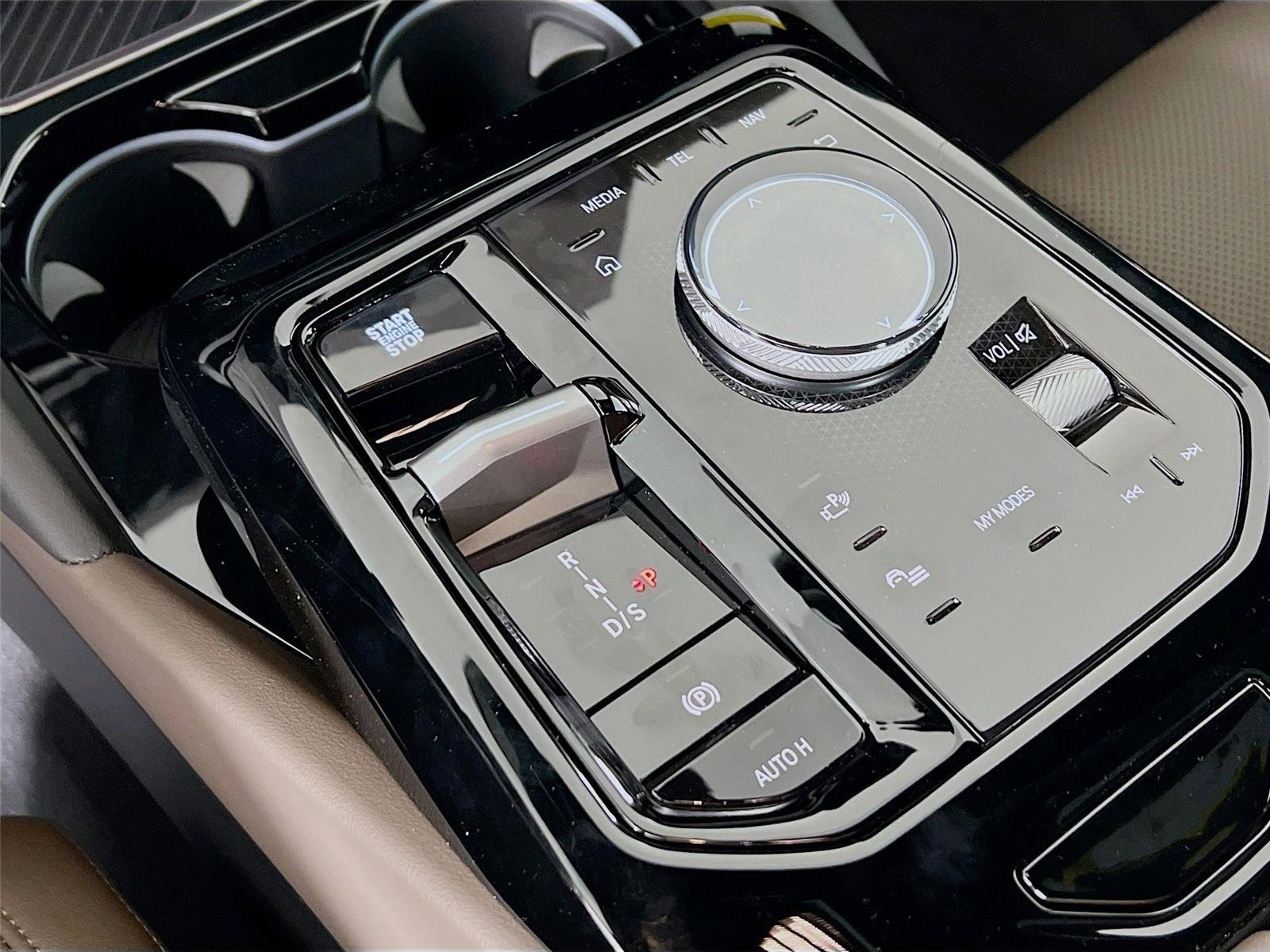 Used 2026 BMW 530i xDrive image 14