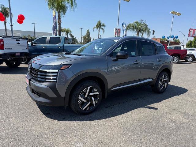 New 2026 Nissan Kicks SV w/ SV Premium Package FWD image 3