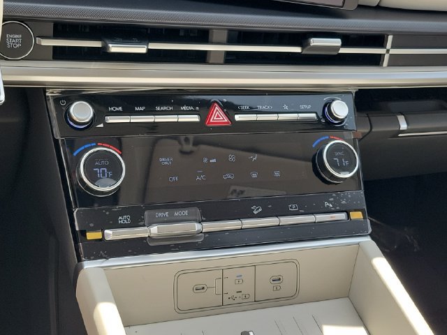 New 2026 Hyundai Santa Fe SE FWD image 13