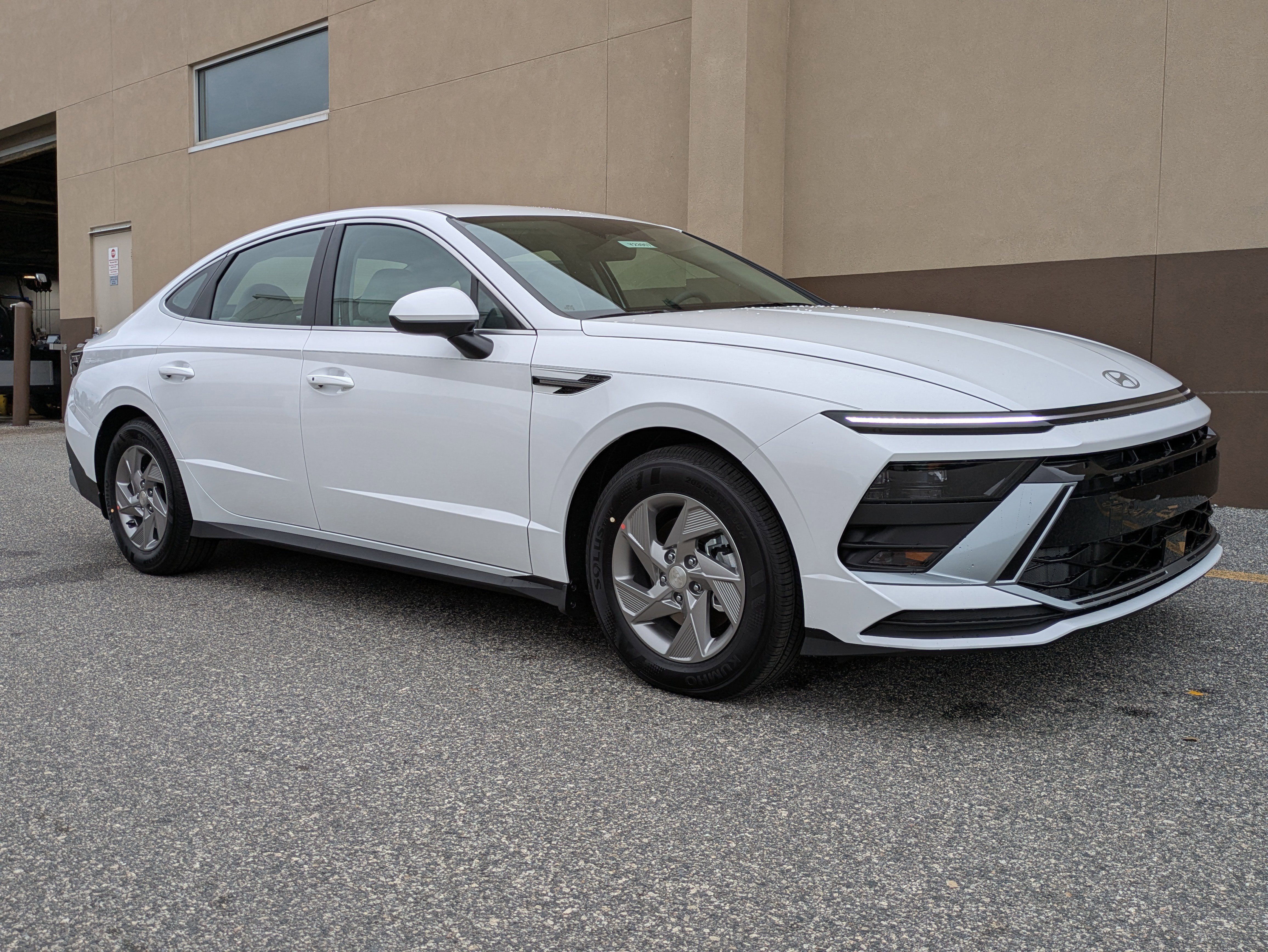 New 2026 Hyundai Sonata SE image 2