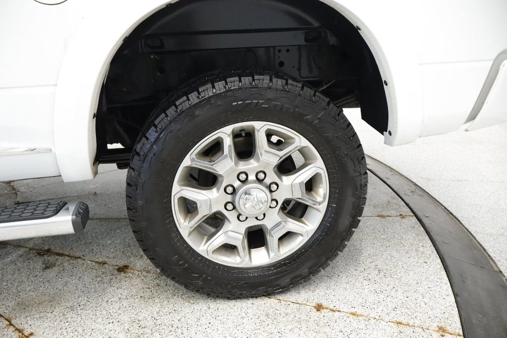 Used 2018 RAM 3500 Laramie Longhorn AWD/4WD image 15